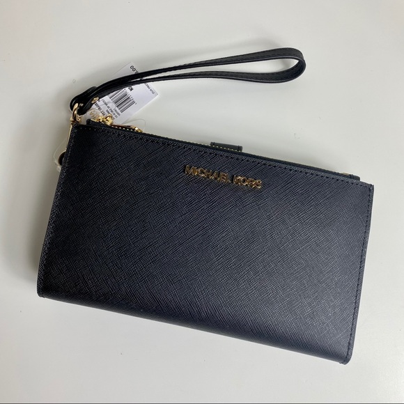 MICHAEL KORS JETSET LARGE DOUBLE ZIP WRISTLET - Picture 7 of 9